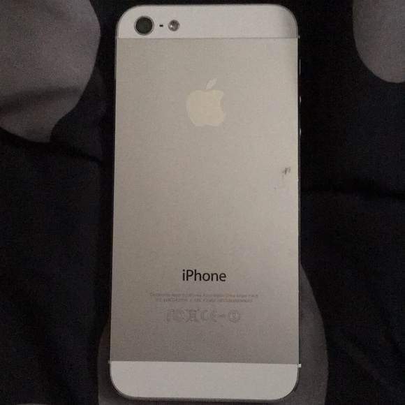 iPhone 5 s‼️‼️ - Picture 3 of 3